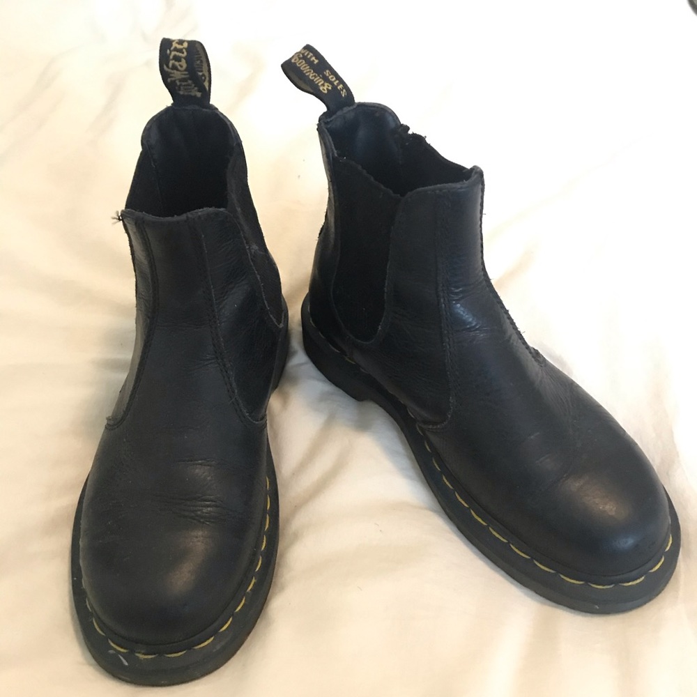 Dr. Martens 2976 CHELSEA BOOT
